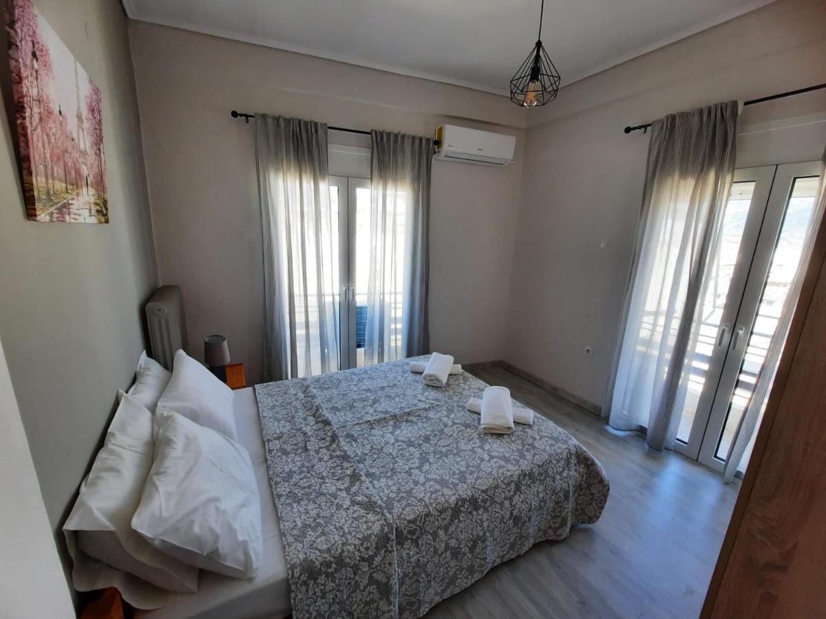 Cosy Apartment In The Heart Of The City كالاماتا المظهر الخارجي الصورة