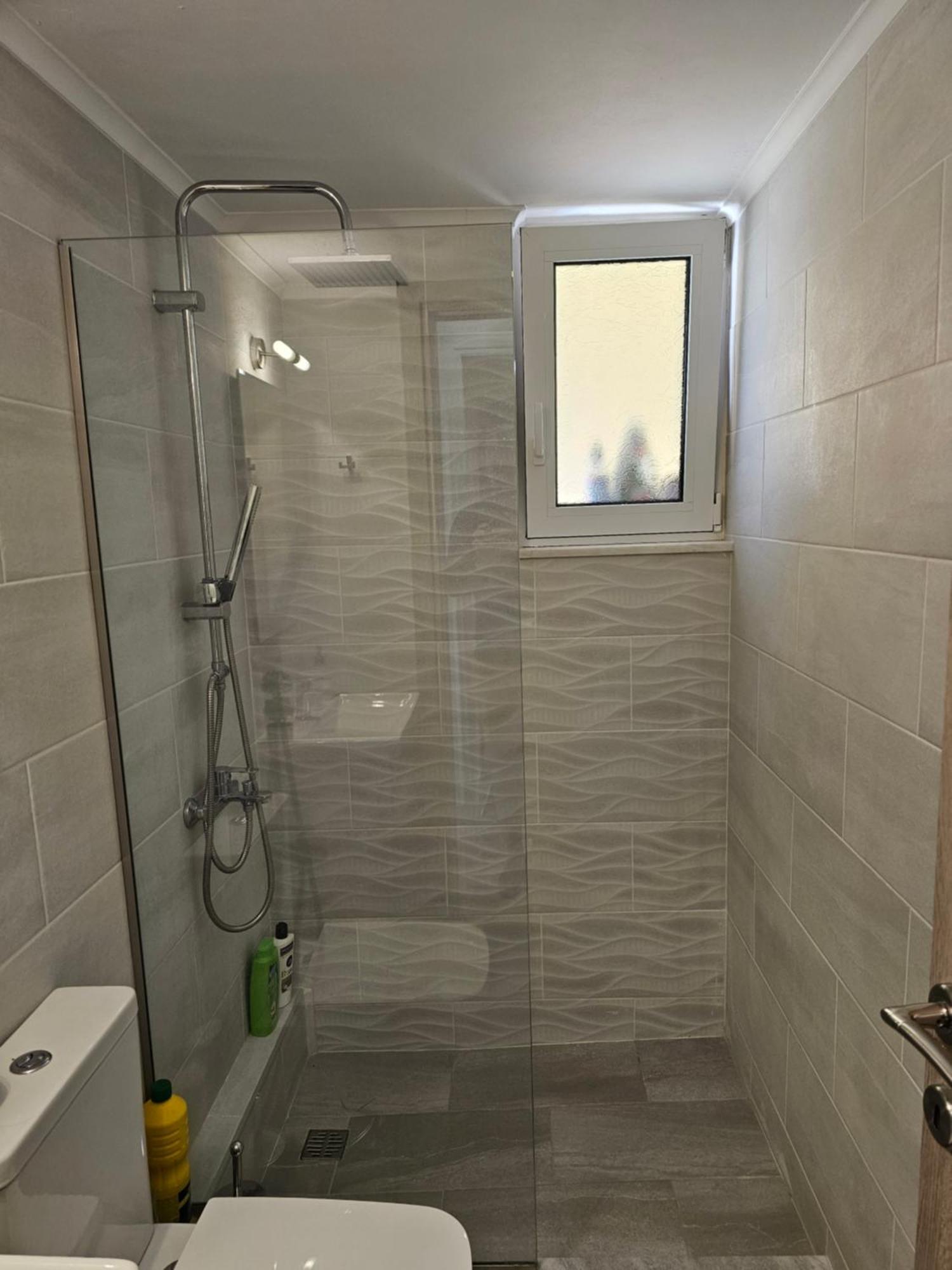 Cosy Apartment In The Heart Of The City كالاماتا المظهر الخارجي الصورة